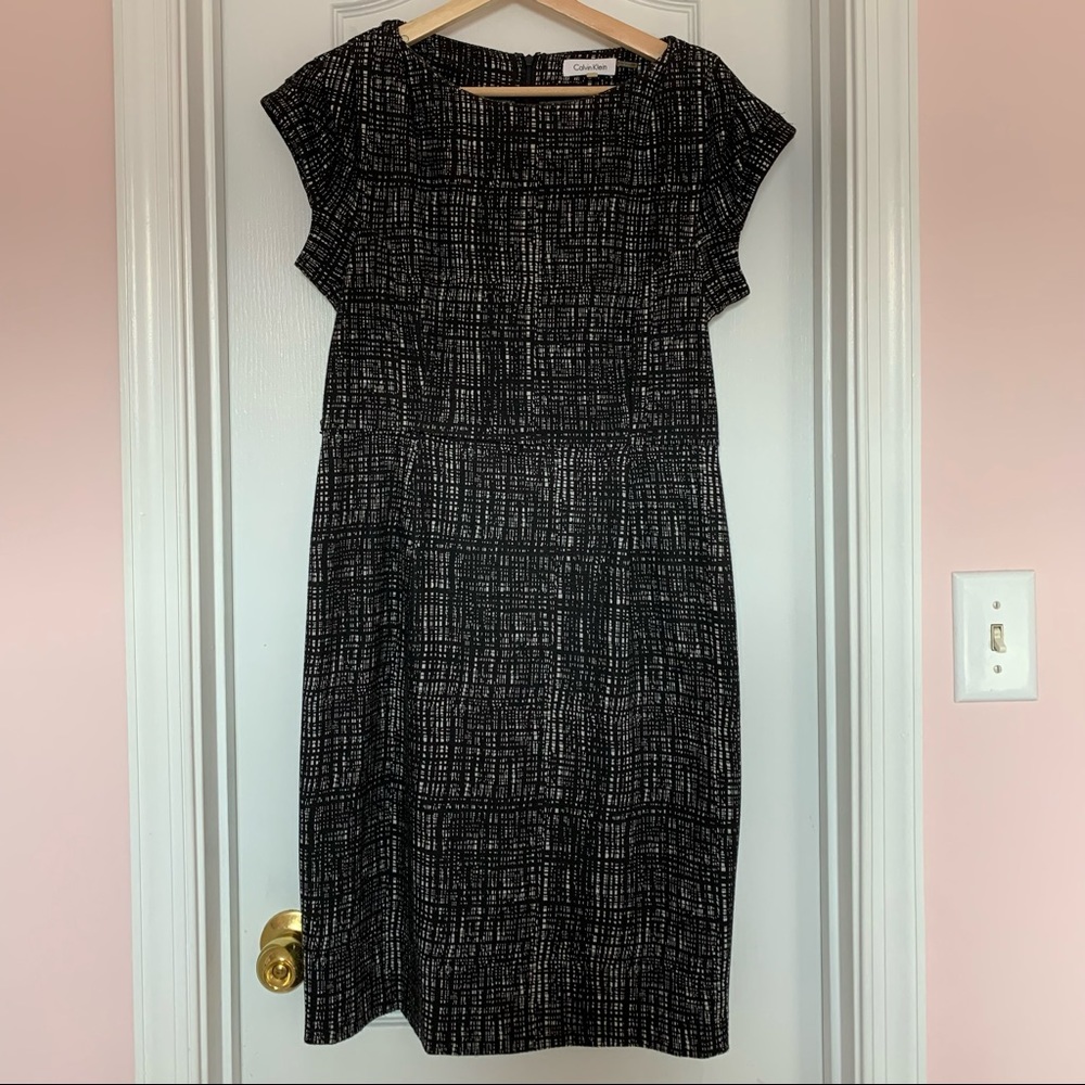 Calvin Klein Black and White Abstract Patterned Dress